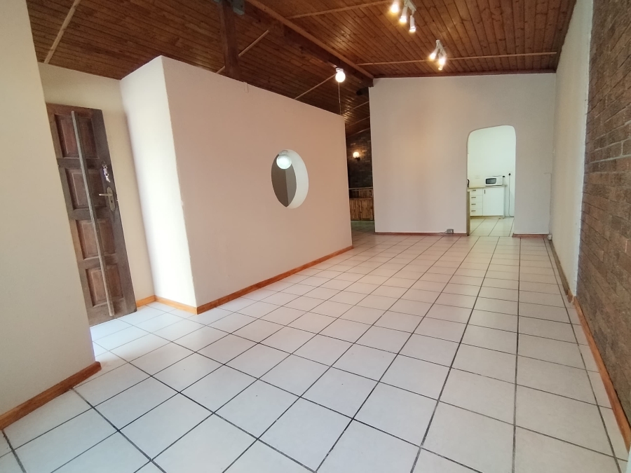 4 Bedroom Property for Sale in Protea Heights Western Cape